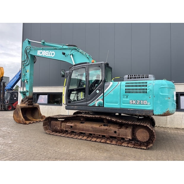 2019 كوبيلكو SK210LC-10-48033891