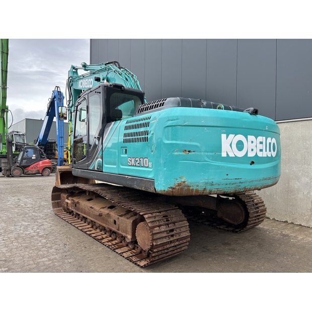 2019 كوبيلكو SK210LC-10-48033892