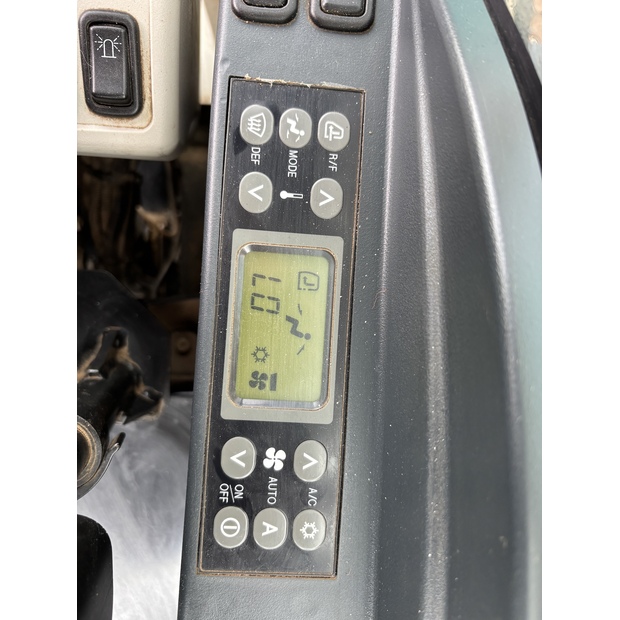2019 كوبيلكو SK210LC-10-48033908