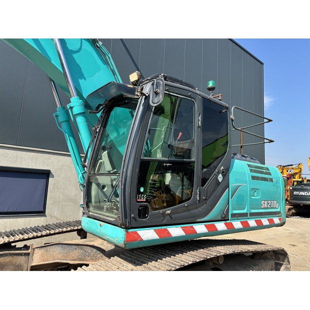 2014 كوبيلكو SK210LC-9-48033936