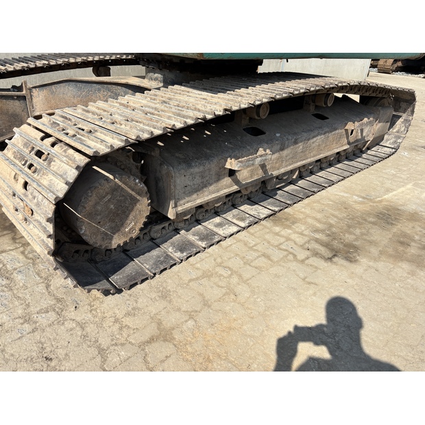 2014 كوبيلكو SK210LC-9-48033956