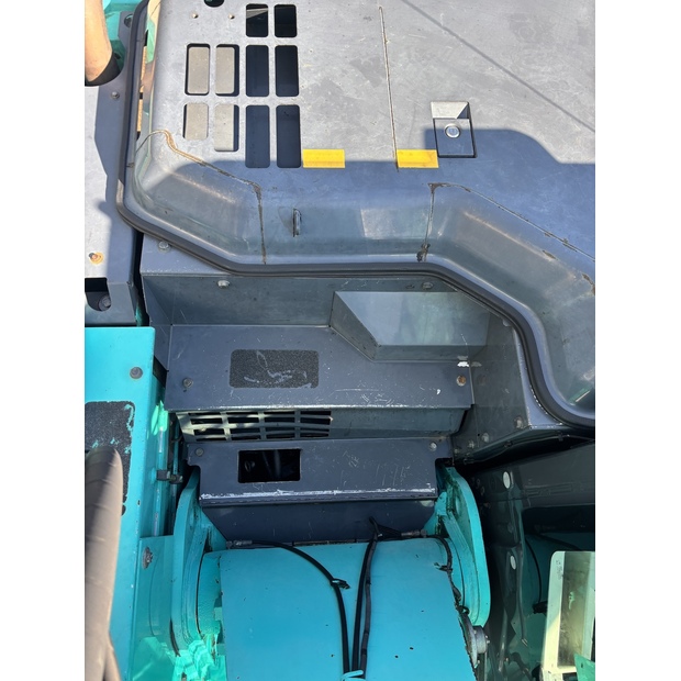 2013 KOBELCO SK230SRLC-3-48033983