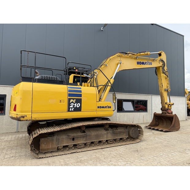 2016 Komatsu PC210LC-10-48034069
