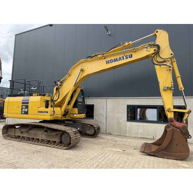 2016 Komatsu PC210LC-10-48034070