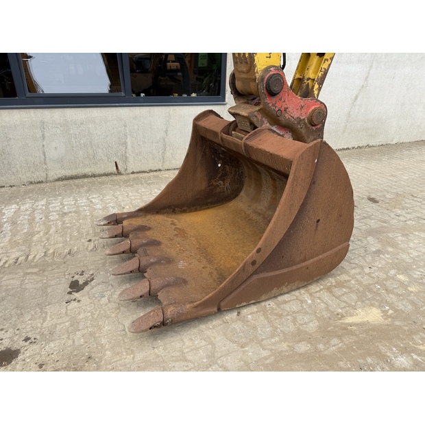 2016 Komatsu PC210LC-10-48034075
