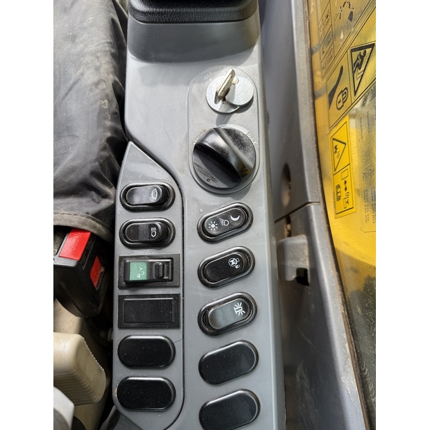 2016 Komatsu PC210LC-10-48034078