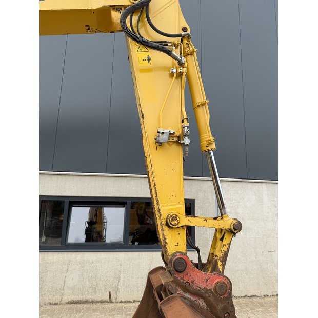 2016 Komatsu PC210LC-10-48034086