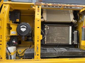 2016-komatsu-pc210lc-10-1465796-48034087