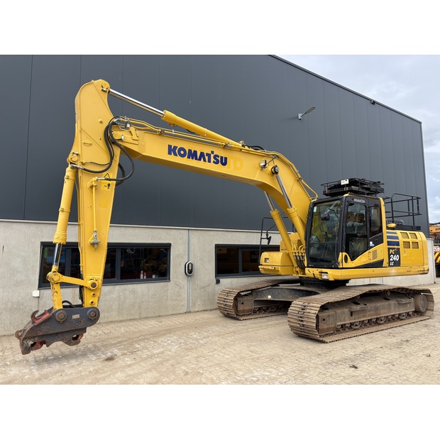 2019 Komatsu PC240LC-11-48034096