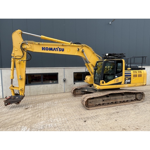 2019 Komatsu PC240LC-11-48034097