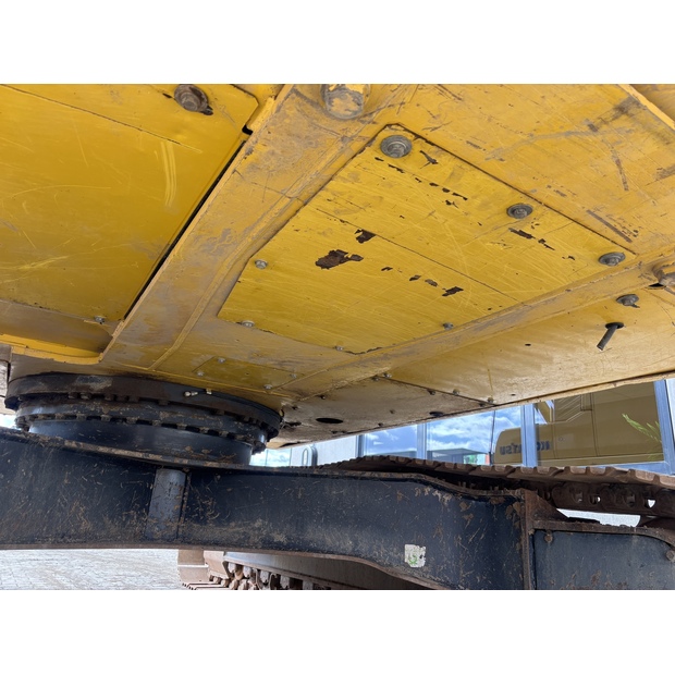 2019 Komatsu PC240LC-11-48034121