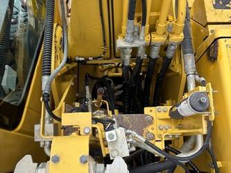 2019-komatsu-pc240lc-11-1465797-48034127