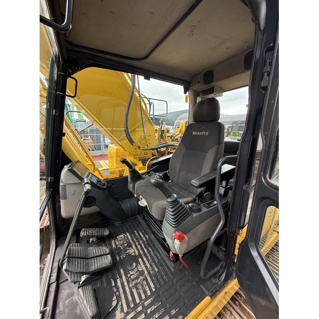 2020 Komatsu PC240LC-11E0-48034141