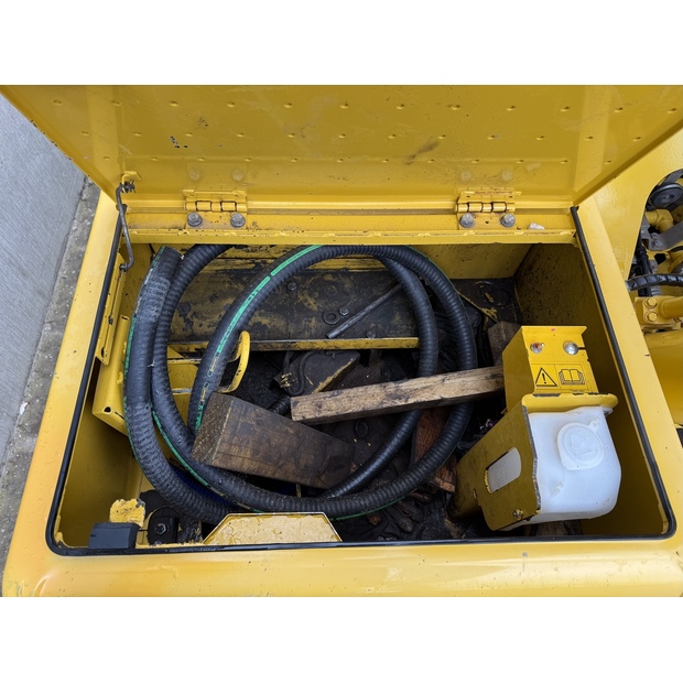 2020 Komatsu PC240LC-11E0-48034153