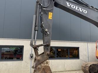 2018-volvo-ec220el-1465802-48034274