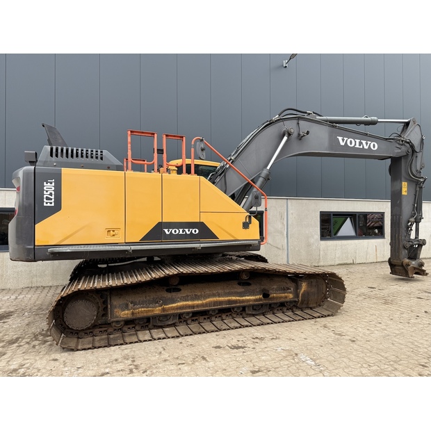 2016 Volvo EC250EL-48034290