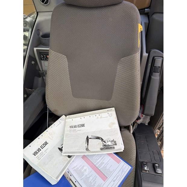 2016 Volvo EC250EL-48034295