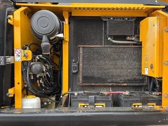 2016-jcb-js160w-1298480-48034489