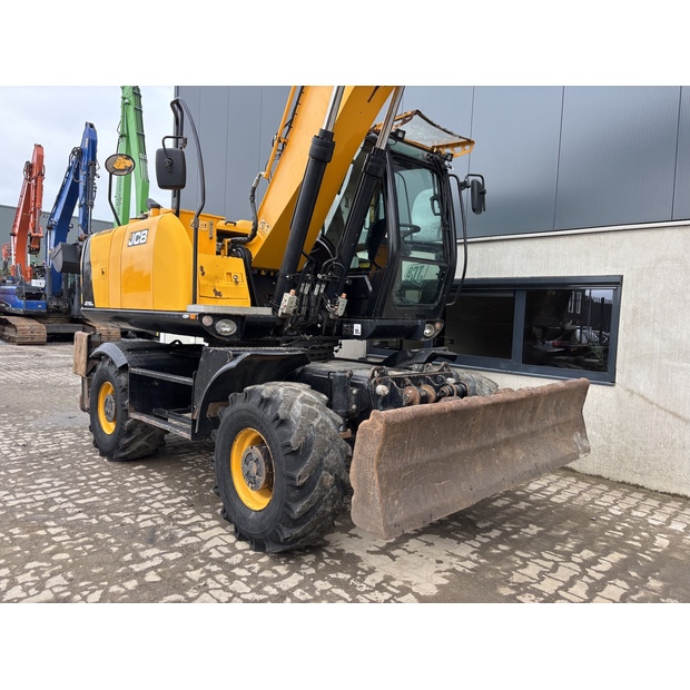 2018 JCB JS160W-48034505