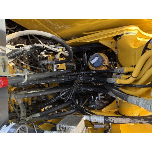 2019 كوماتسو PW148-11-48034553