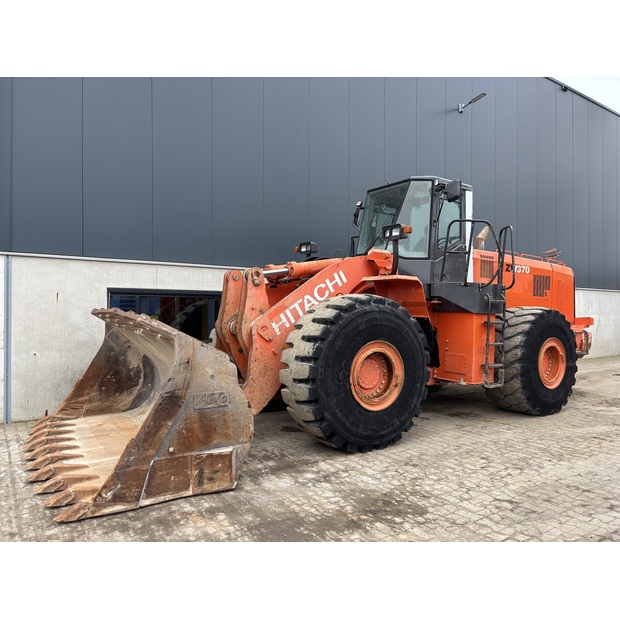 2010 Hitachi ZW370-48036106