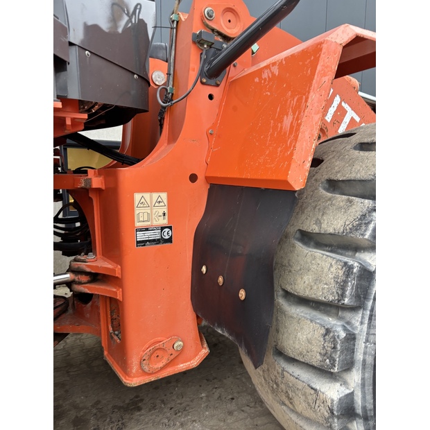 2010 Hitachi ZW370-48036139