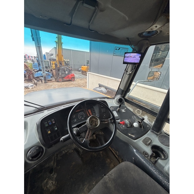 2002 BELL B25D-48036390