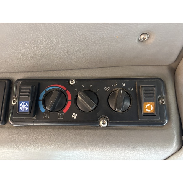 2002 BELL B25D-48036394
