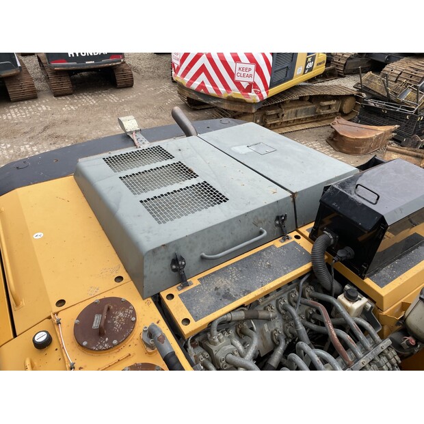 2007 ليبهير R954C-48036663