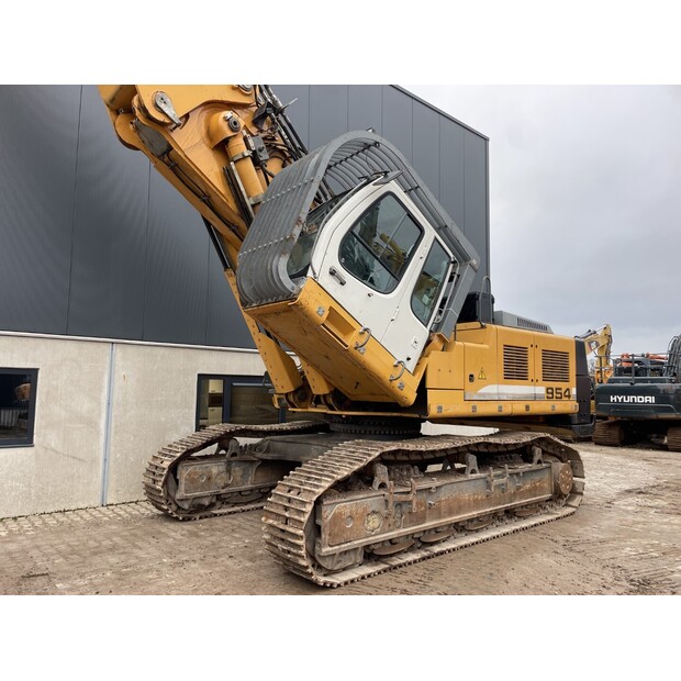 2007 ليبهير R954C-48036699