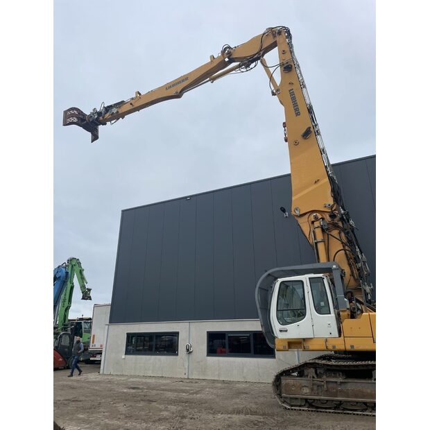 2007 ليبهير R954C-48036714