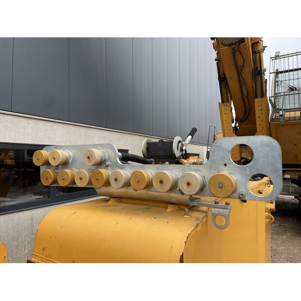2007 ليبهير R954C-48036726