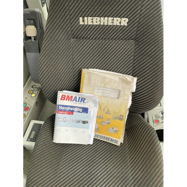 2007 ليبهير R954C-48036750