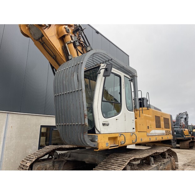 2007 ليبهير R954C-48036755