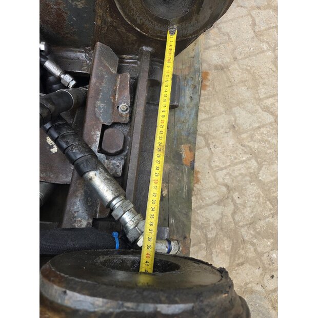 Quick coupler OilQuick Used-48037839