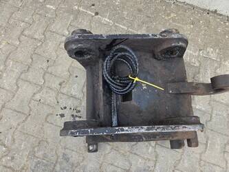 quick-coupler-oilquick-used-1465916-48037851