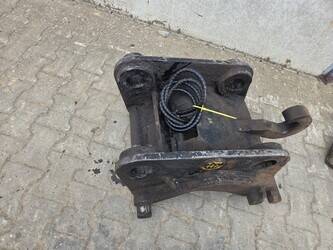 quick-coupler-oilquick-used-1465916-48037859