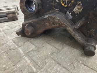 quick-coupler-oilquick-used-1465916-48037861