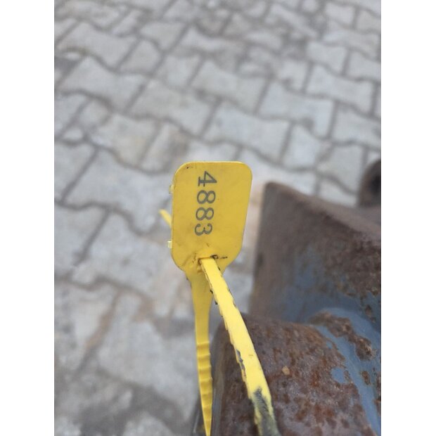 موصل سريع أويل كويك مستعملة-48037882