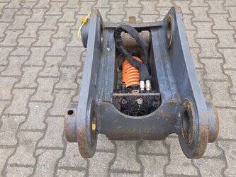 quick-coupler-oilquick-used-1465919-48037884