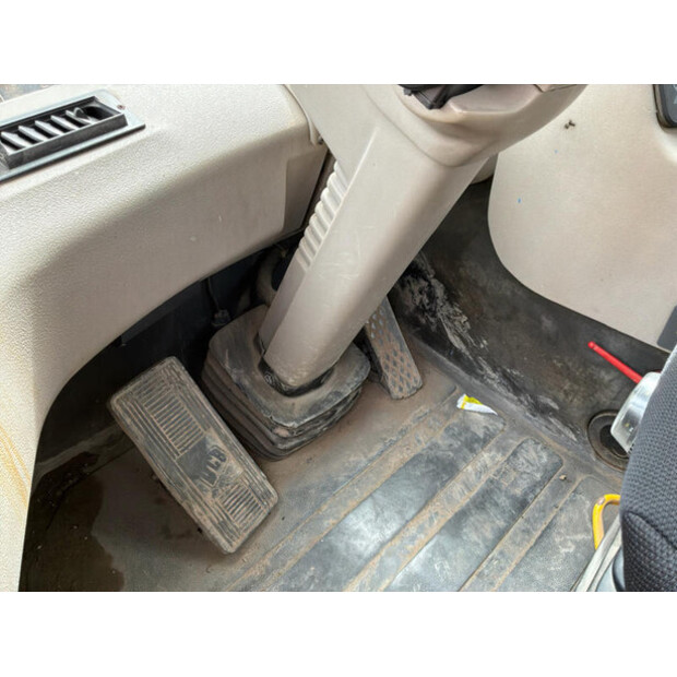 2003 جيه سي بي SEP436-48039286