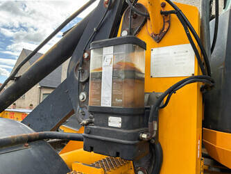 2003-jcb-sep436-48039293