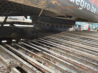 2012-hitachi-zx250lc-5b-1465931-48039381