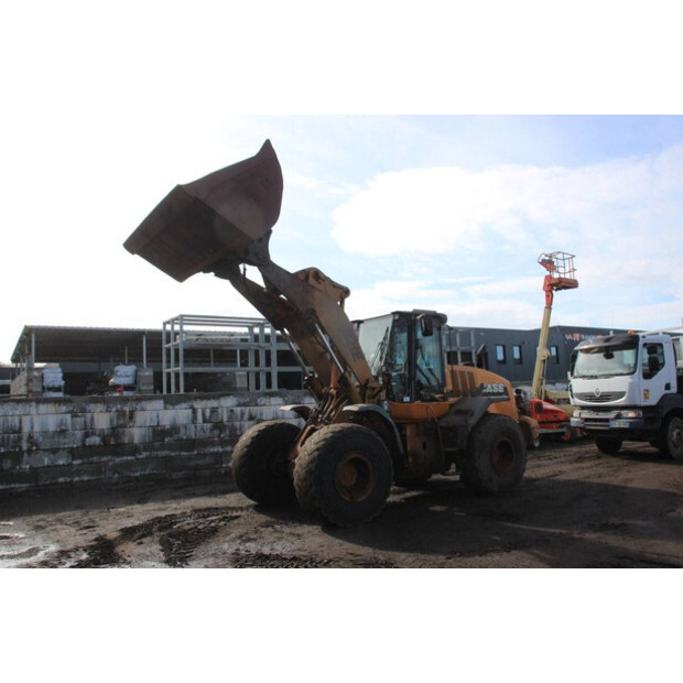 2008 CASE 821E-48039440