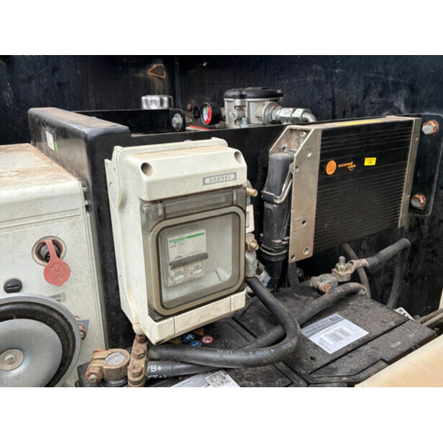 2017 Niftylift HR17D-48039465