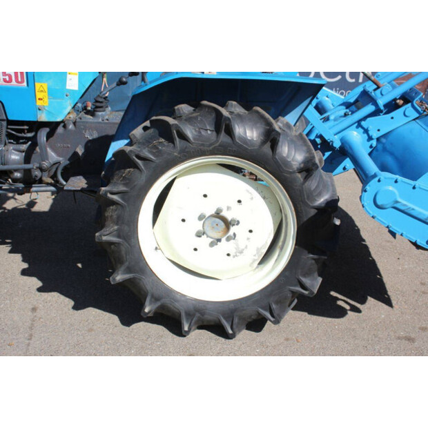 ميتسوبيشي D2050-48039913
