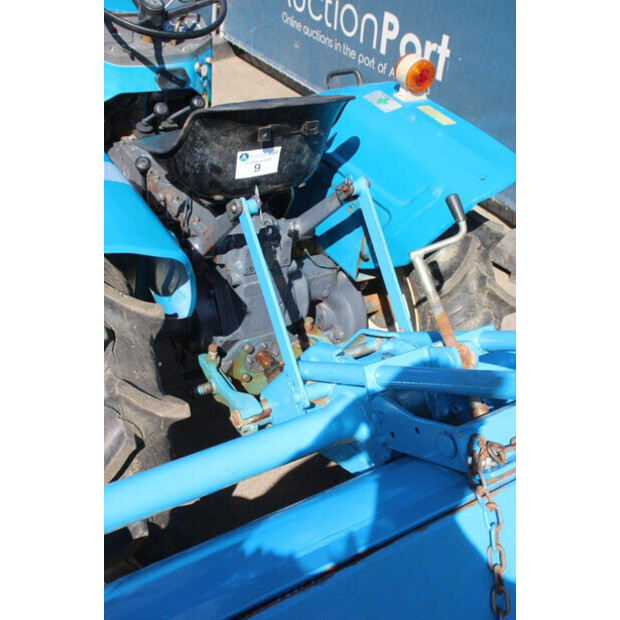 ميتسوبيشي D2050-48039916