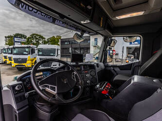 2014-renault-c380-1465950-48040050