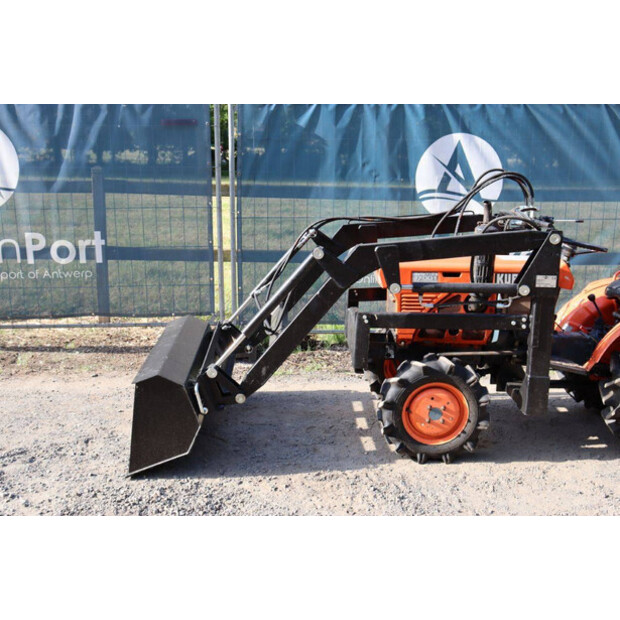 KUBOTA B7001-48040199