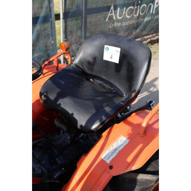 KUBOTA B7001-48040219